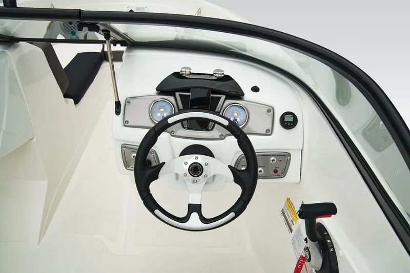 Slide: The Image of Tahoe 200 S 2025 - 38