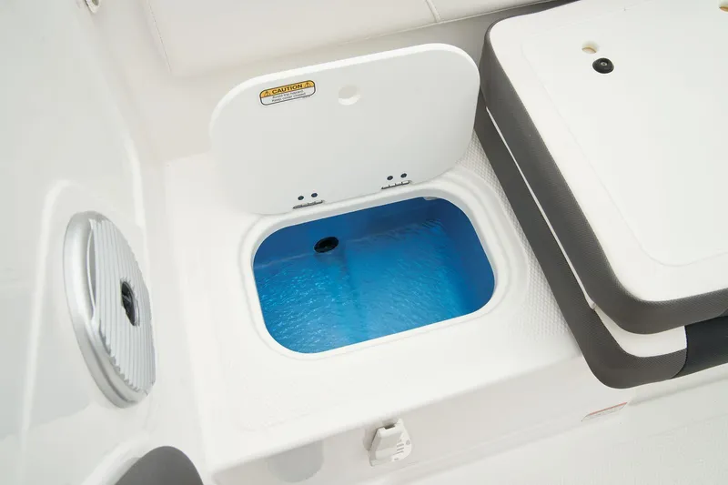 Slide: The Image of Tahoe 200 S 2025 - 46