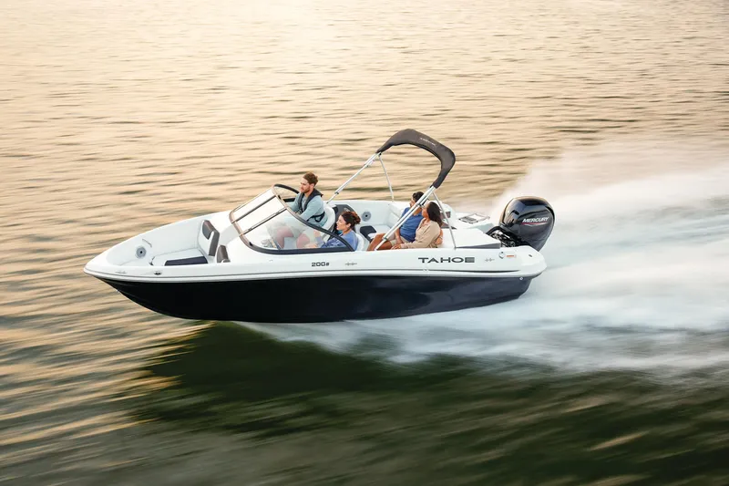 Slide: The Image of Tahoe 200 S 2025 - 65