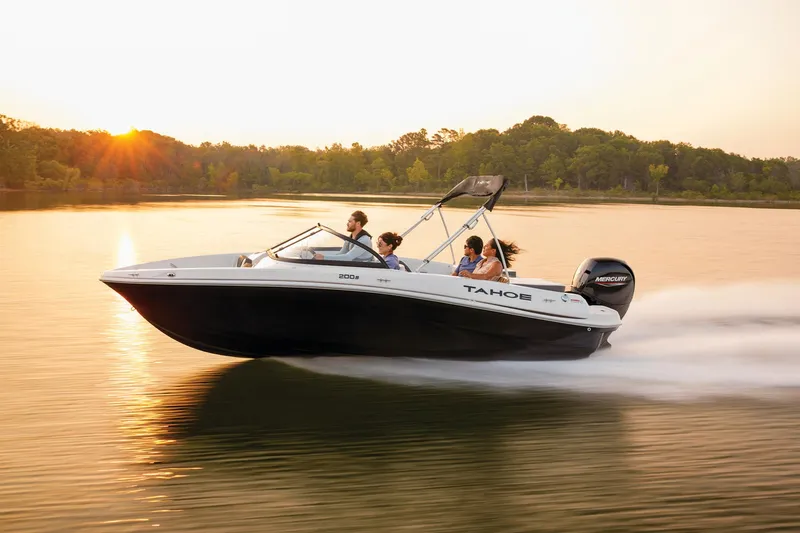 Slide: The Image of Tahoe 200 S 2025 - 69