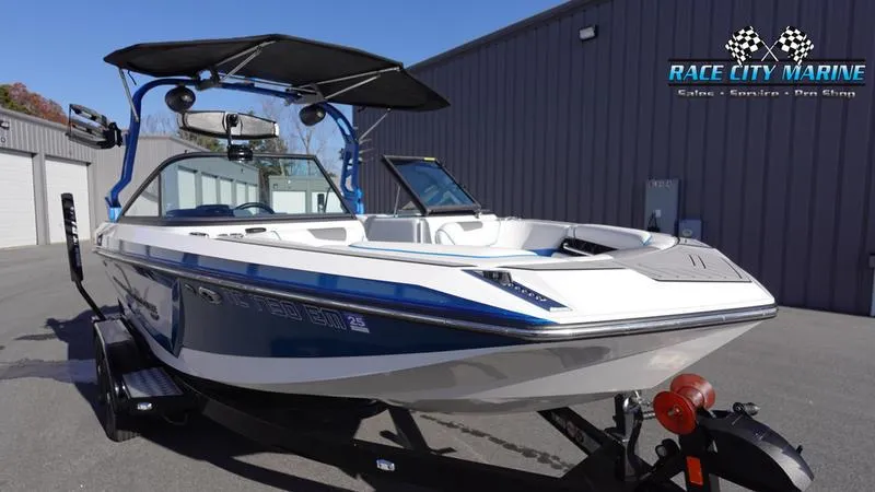 Slide: The Image of 2019 Nautique Super Air Nautique GS20 boat at Race City Marine dealership. - 5
