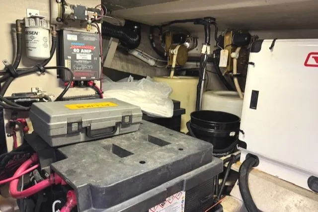 Slide: The Image of Sea Ray Sundancer 540 2001 - 78