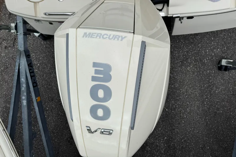 Slide: The Image of Mercury 300 V8 engine on 2024 Scout 231 XSB boat. - 12