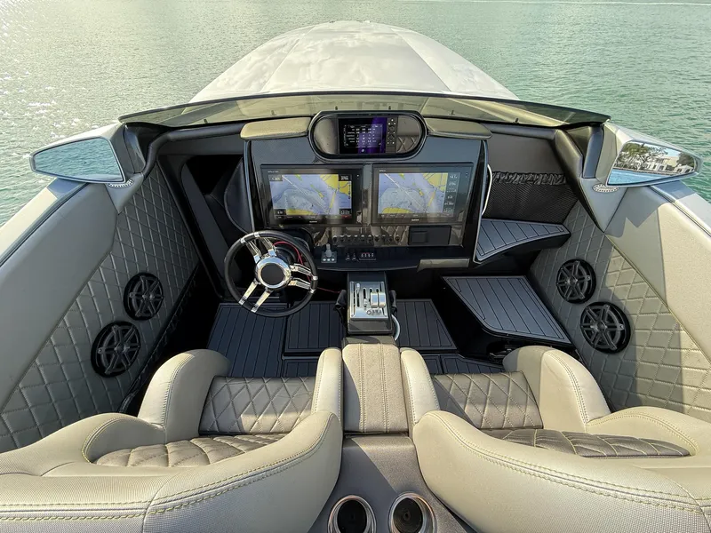 Slide: The Image of Nor-Tech 3900 Super-Vee 2017 - 64