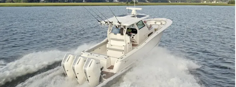 The Image of Scout 357 LXF 2027 - 0