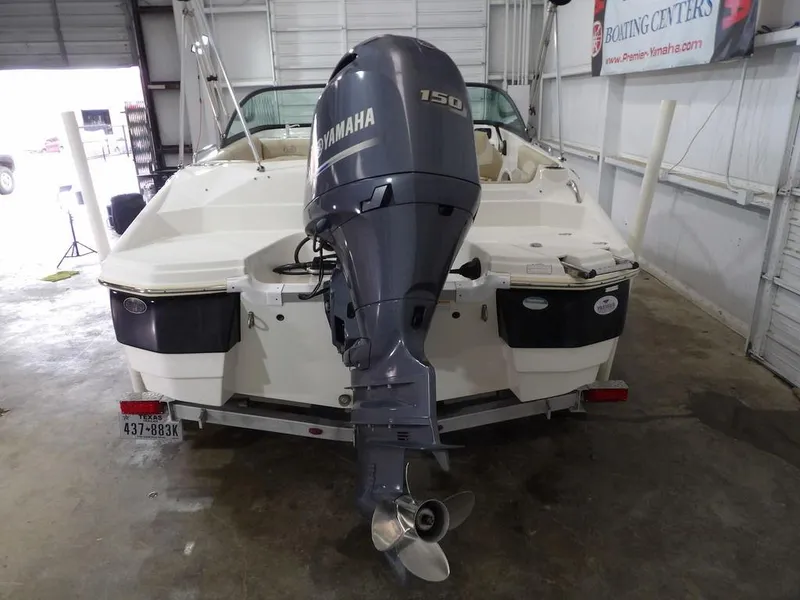 Slide: The Image of NauticStar 203DC 2018 - 13