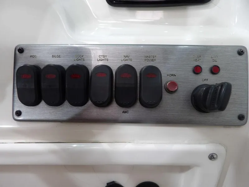 Slide: The Image of NauticStar 203DC 2018 - 23