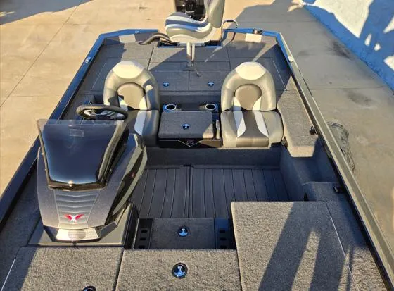 Slide: The Image of 2025 Vexus AVX1880 boat interior with seating and console, featuring modern design and functionality. - 4