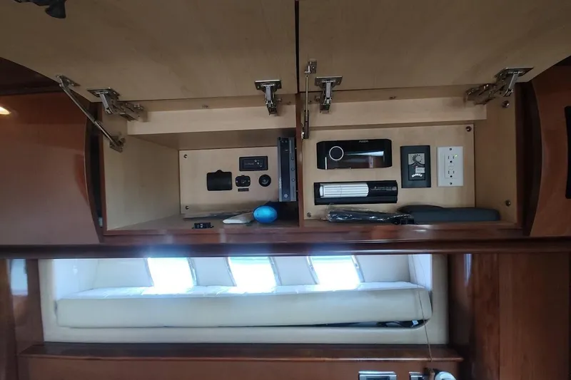 Slide: The Image of Engine room of 2009 Sea Ray 390 Sundancer with Kohler power system. - 35