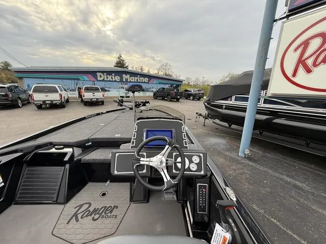 Slide: The Image of Ranger Z521 2025 - 4