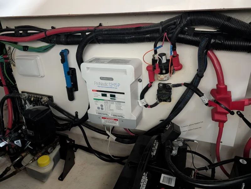 Slide: The Image of Electrical system of a 2015 Sea Ray 280 Sundancer boat, featuring wiring and components. - 37