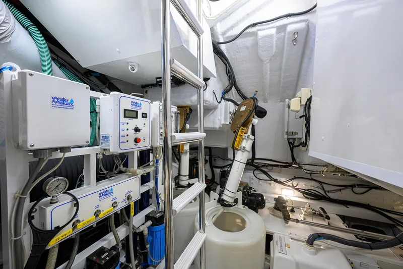 Slide: The Image of Princess S65 Gallant Lady - Lazarette - 66