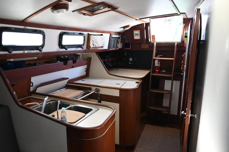 Slide: The Image of Southern Cross 39 1984 - 50