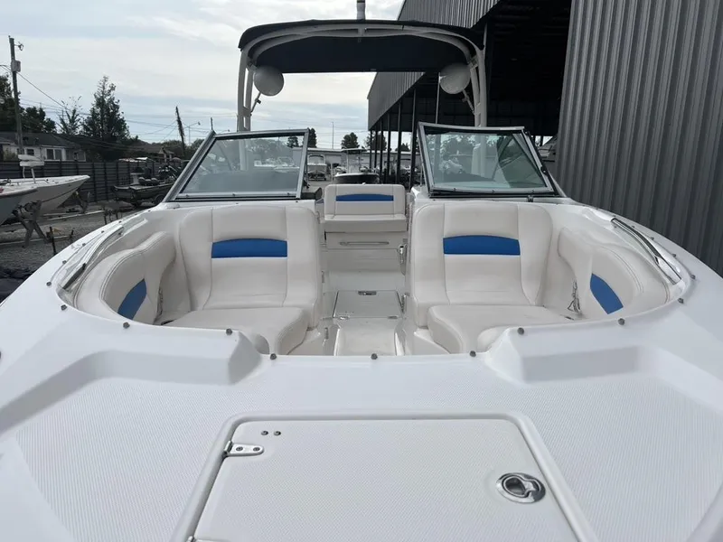 Slide: The Image of Chaparral Sunesta 244 Xtreme 2018 - 6