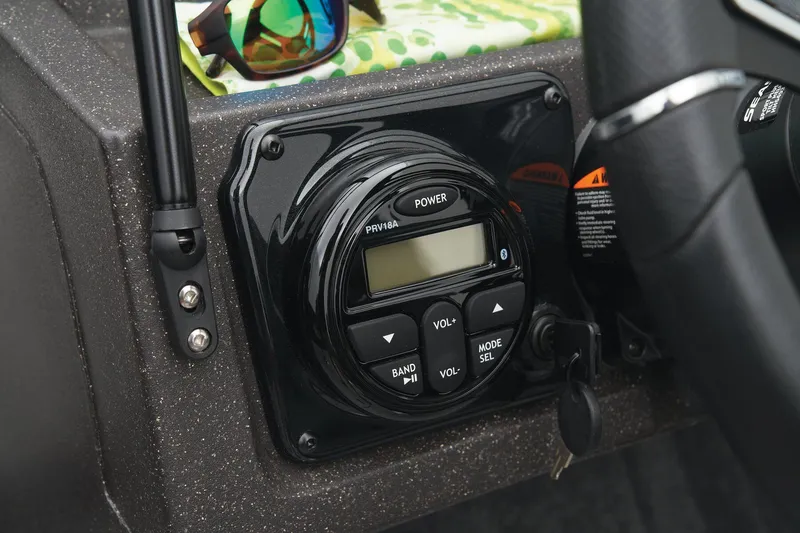 Slide: The Image of Tracker Targa V-18 Combo 2024 - 40