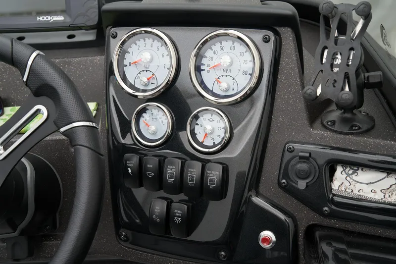 Slide: The Image of Tracker Targa V-18 Combo 2024 - 44