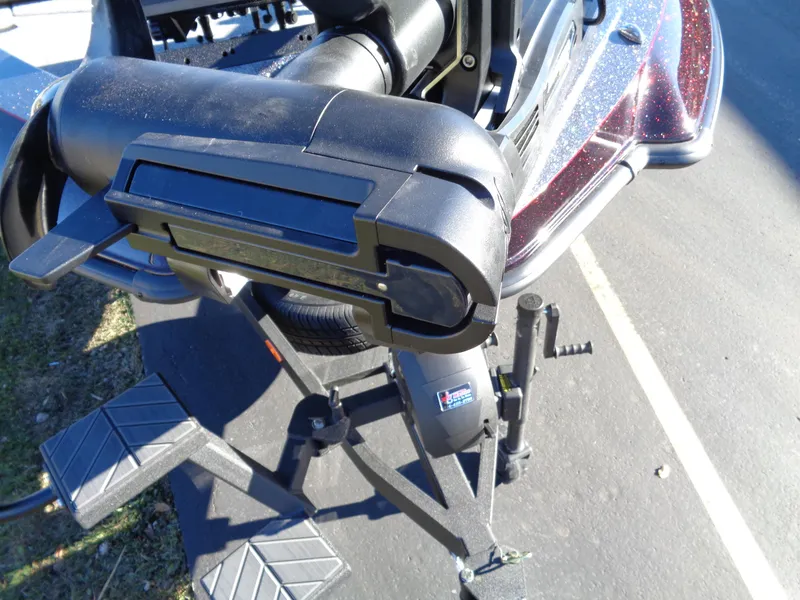 Slide: The Image of Close-up of 2025 Vexus DVX22S boat trailer hitch and step. - 7