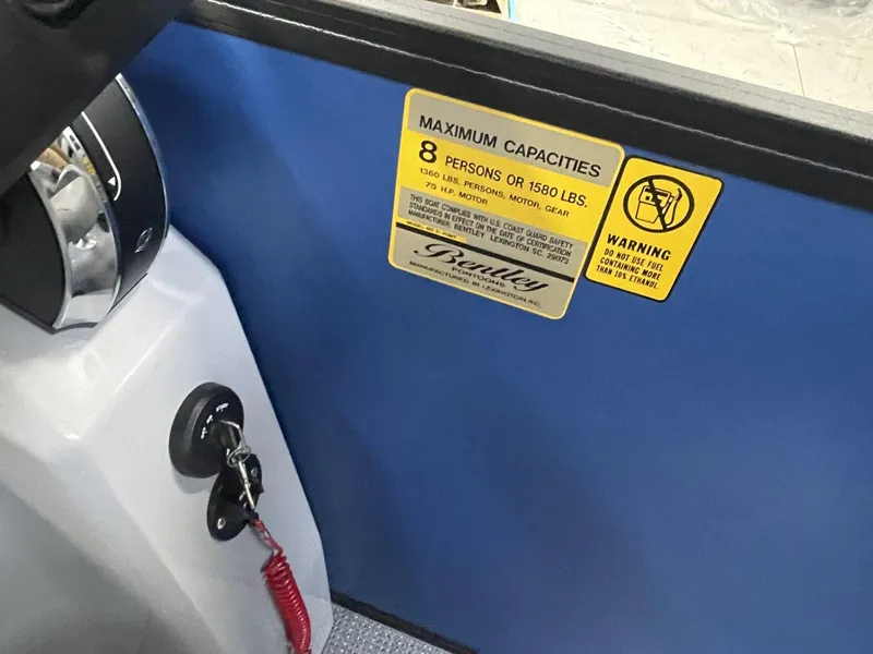 Slide: The Image of Bentley Pontoons LE 180 3 POINT 2025 - 24