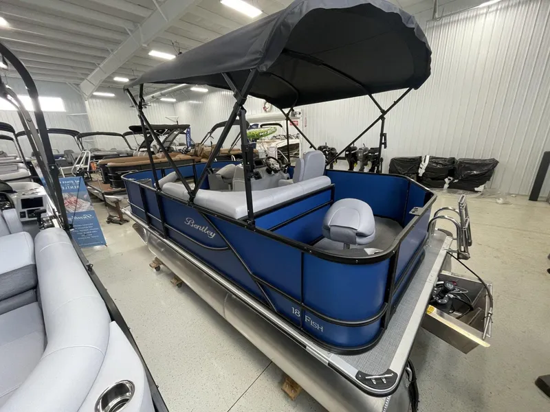 Slide: The Image of Bentley Pontoons LE 180 3 POINT 2025 - 6
