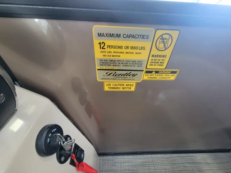 Slide: The Image of Bentley Pontoons FISH 200 CW 2025 - 17