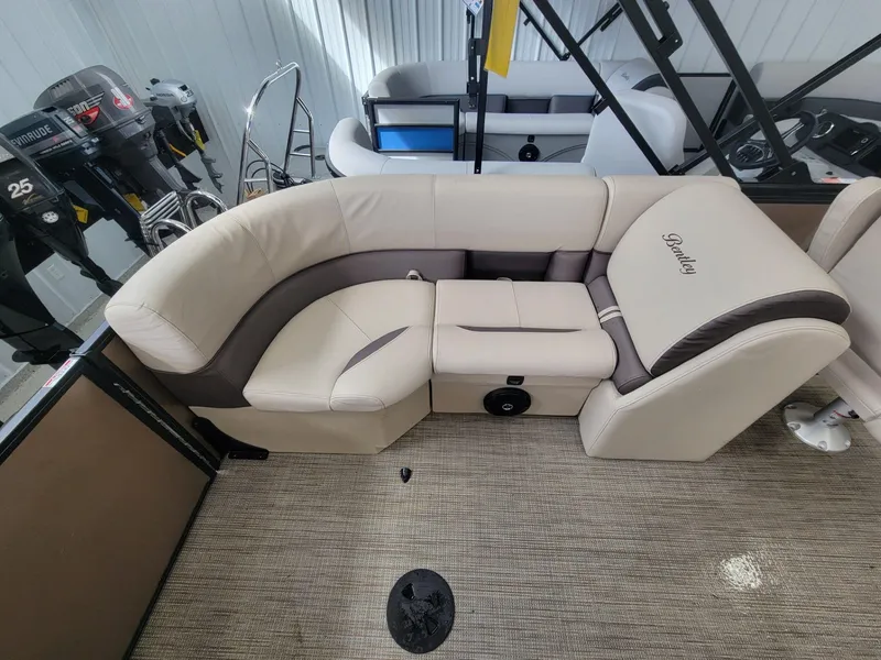 Slide: The Image of Bentley Pontoons FISH 200 CW 2025 - 5