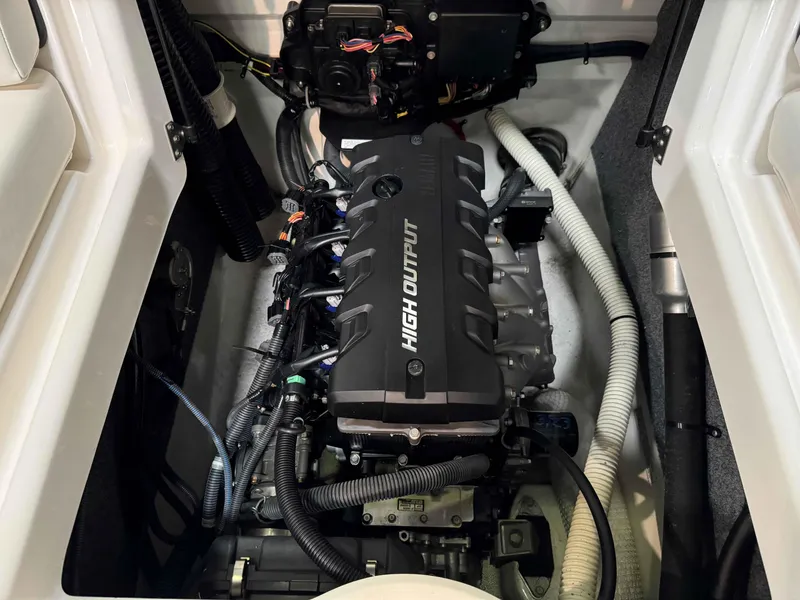 Slide: The Image of 2015 Yamaha Boats SX190 engine compartment with high output engine visible. - 9