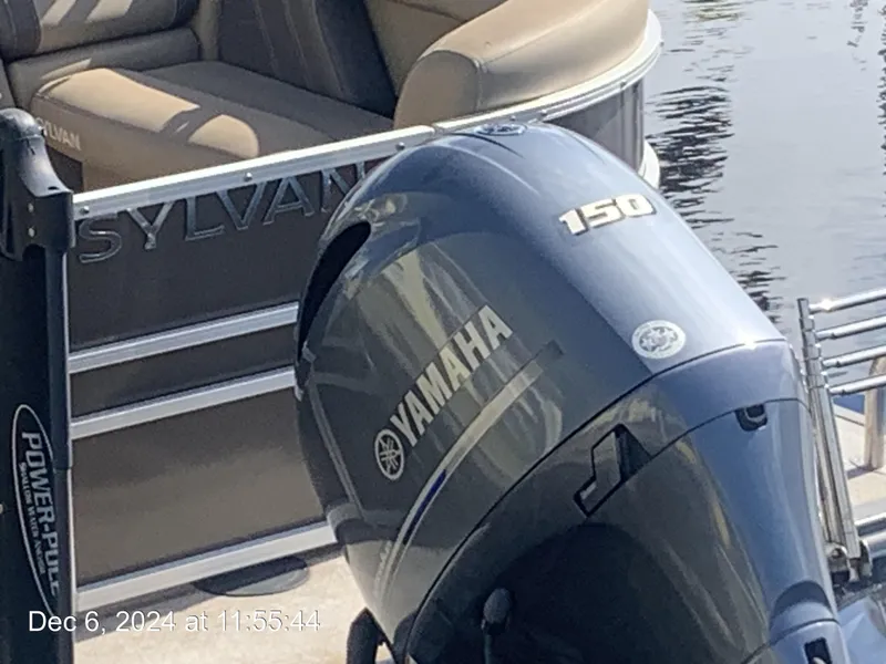 Slide: The Image of 2021 Sylvan Mirage 8522 LZ boat dashboard with Garmin navigation system. - 17