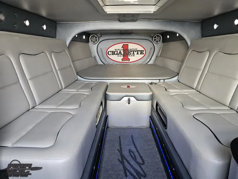 Slide: The Image of Cigarette 39' Top Gun Unlimited 2012 - 65