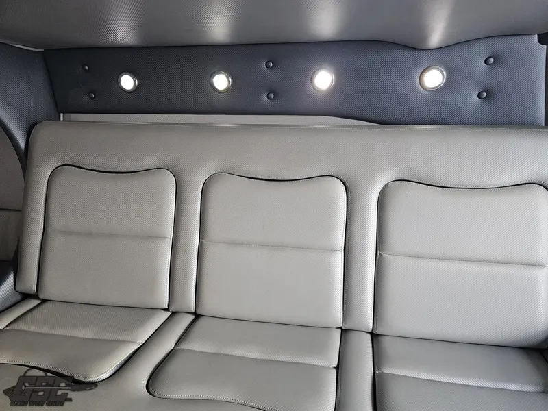 Slide: The Image of Cigarette 39' Top Gun Unlimited 2012 - 68