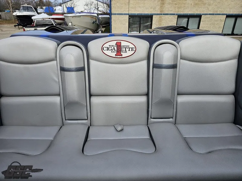 Slide: The Image of Cigarette 39' Top Gun Unlimited 2012 - 86