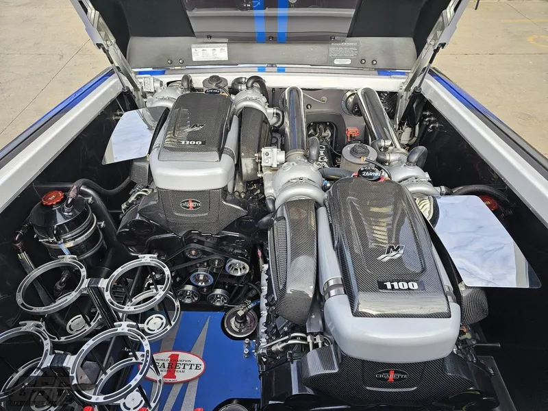 Slide: The Image of Cigarette 39' Top Gun Unlimited 2012 - 95