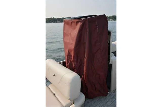 Slide: The Image of Starcraft CX 23 RL Tritoon WITH 250 XL MERCURY 2023 - 27