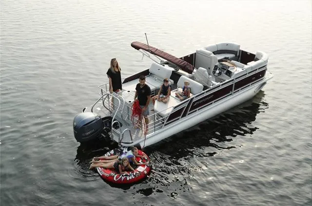 Slide: The Image of Starcraft CX 23 RL Tritoon WITH 250 XL MERCURY 2023 - 4