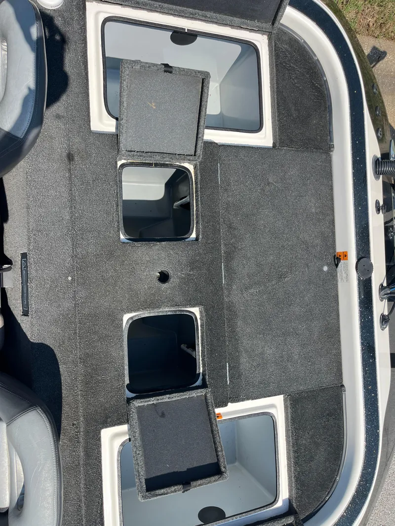 Slide: The Image of Champion 210 Elite 2009 - 57