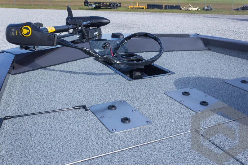 Slide: The Image of 2025 G3 Sportsman 1710 boat deck with mounted trolling motor. - 26