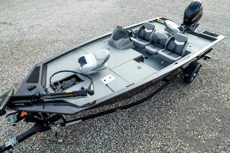 Slide: The Image of G3 Sportsman 1710 2025 - 74