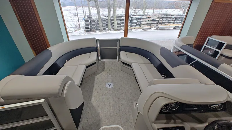 Slide: The Image of South Bay 224UL LE 2025 - 3