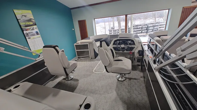 Slide: The Image of South Bay 224UL LE 2025 - 9