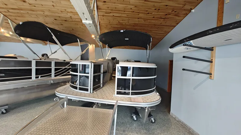 Slide: The Image of South Bay 224RS LE 2025 - 4