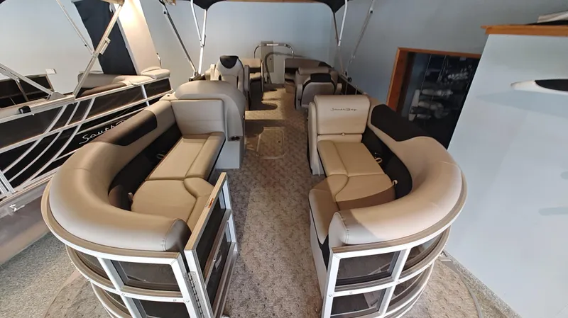 Slide: The Image of South Bay 224RS LE 2025 - 5