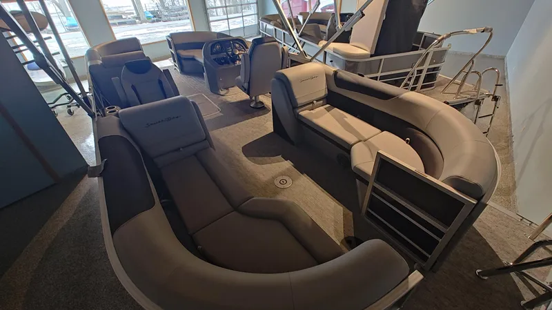 Slide: The Image of South Bay 224RS LE 2025 - 9