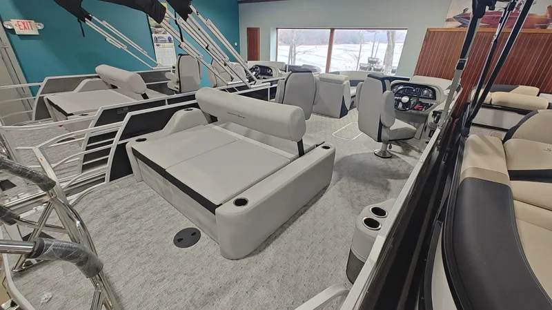 Slide: The Image of South Bay 224UL LE 2025 - 3