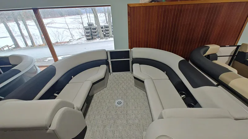 Slide: The Image of South Bay 224UL LE 2025 - 5