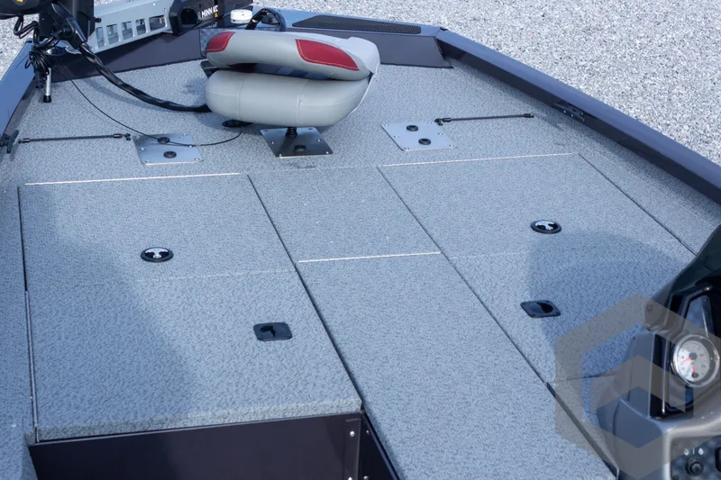 Slide: The Image of 2025 G3 Sportsman 1910 boat deck with seating and storage compartments. - 20