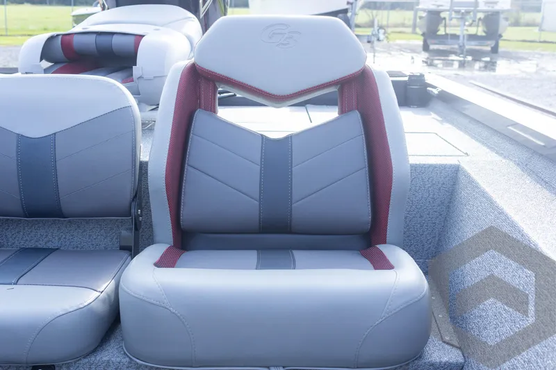 Slide: The Image of 2025 G3 Sportsman 1910 boat seat with modern design and red accents. - 38