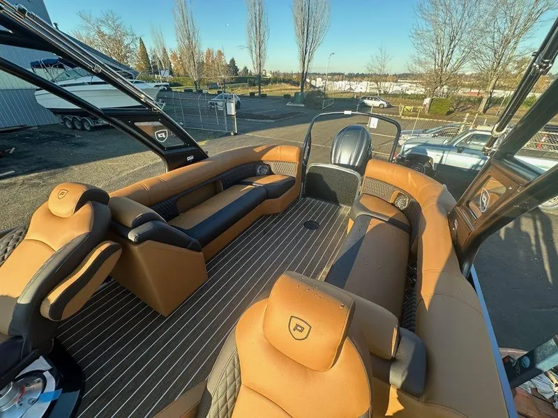 Slide: The Image of Premier 250 Solaris RF Arch 2025 - 14