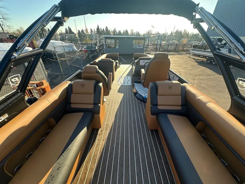 Slide: The Image of Premier 250 Solaris RF Arch 2025 - 19