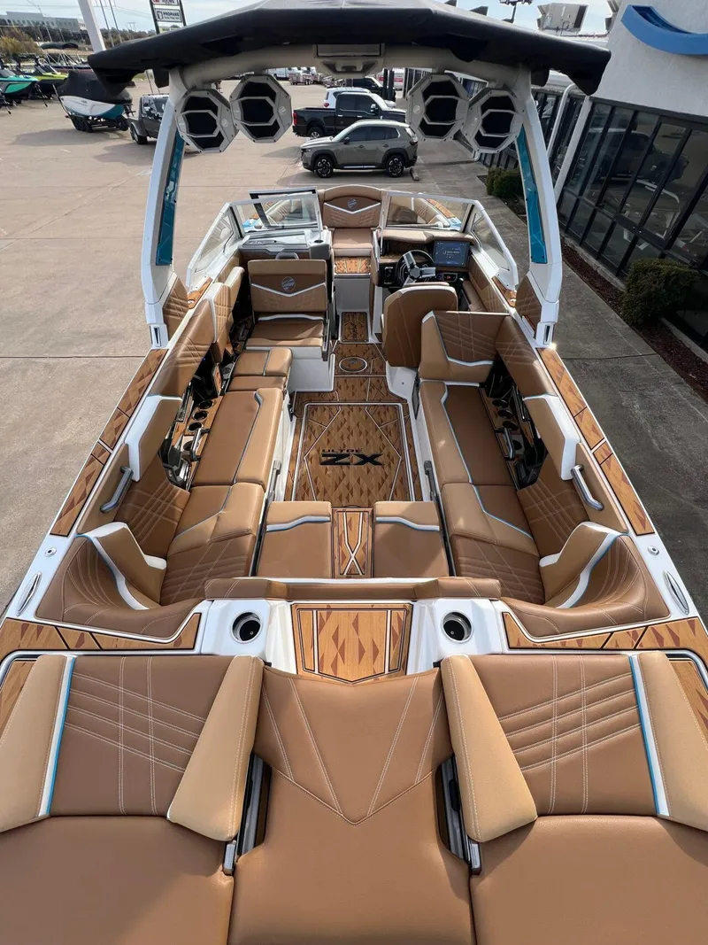 Slide: The Image of Tigé 25ZX Ultre' 2025 - 11