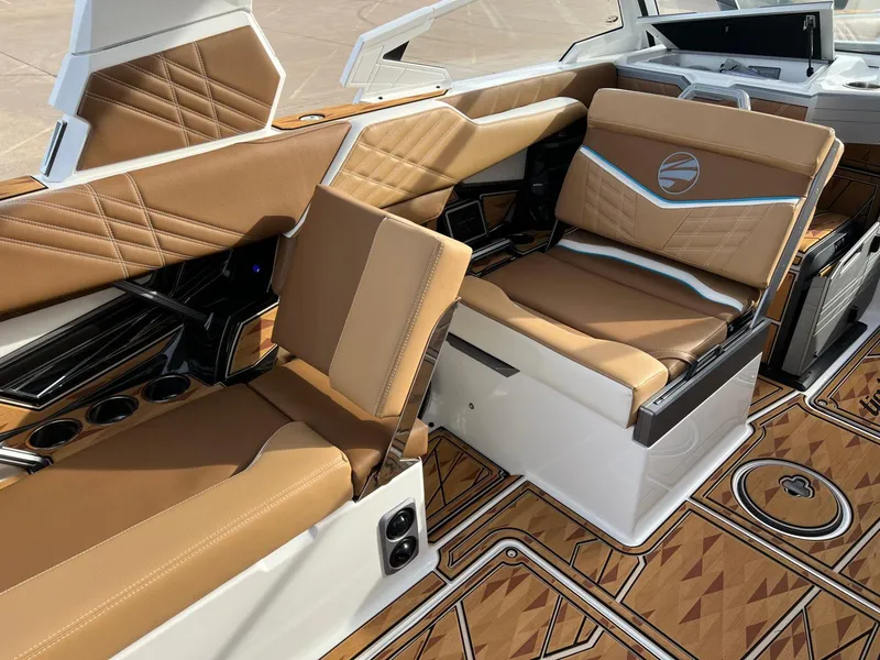 Slide: The Image of Tigé 25ZX Ultre' 2025 - 20