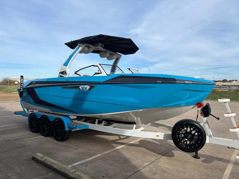 Slide: The Image of Tigé 25ZX Ultre' 2025 - 3